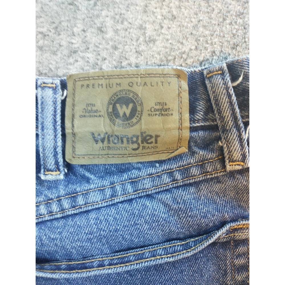 Mens Medium Wash Straight Leg Denim Jeans 100% Cotton 32x31 976T1DR - Picture 16 of 16